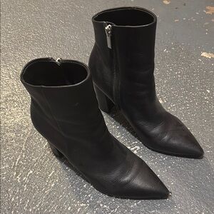 Elegant Black Ankle Boots